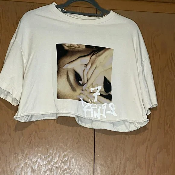 H&M Tops Ariana Grande Hm Divided Rings Crop Top Womens Us